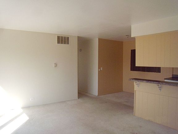 3rd image of 1030 Cove Dr #147-D
