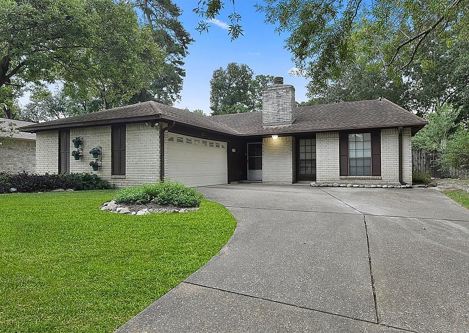 1st image of 2722 Sherwood Hollow Ln