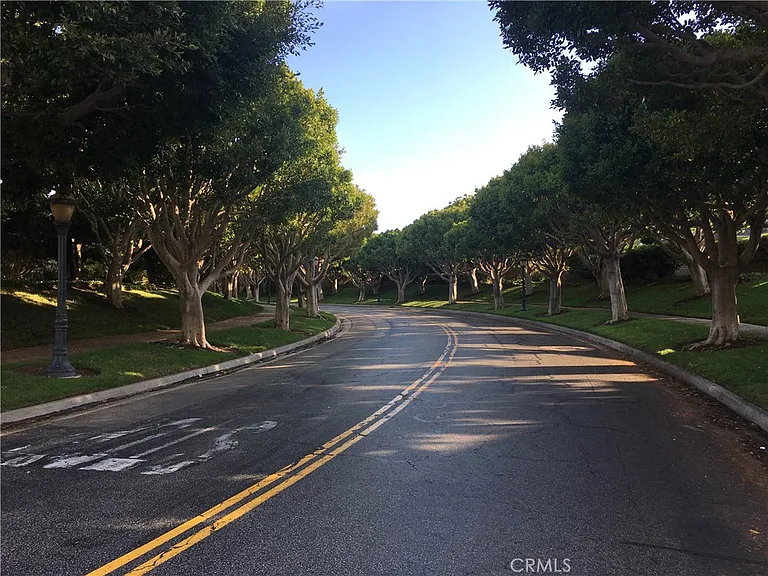 9 Marin Ct — Photo 22
