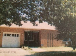 933 S Miles Ave, El Reno, OK 73036