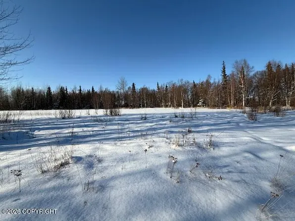 15270 E Peacefull Ln, Palmer, AK 99645