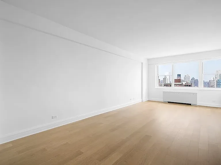 215 E 68th St #30B — Photo 8