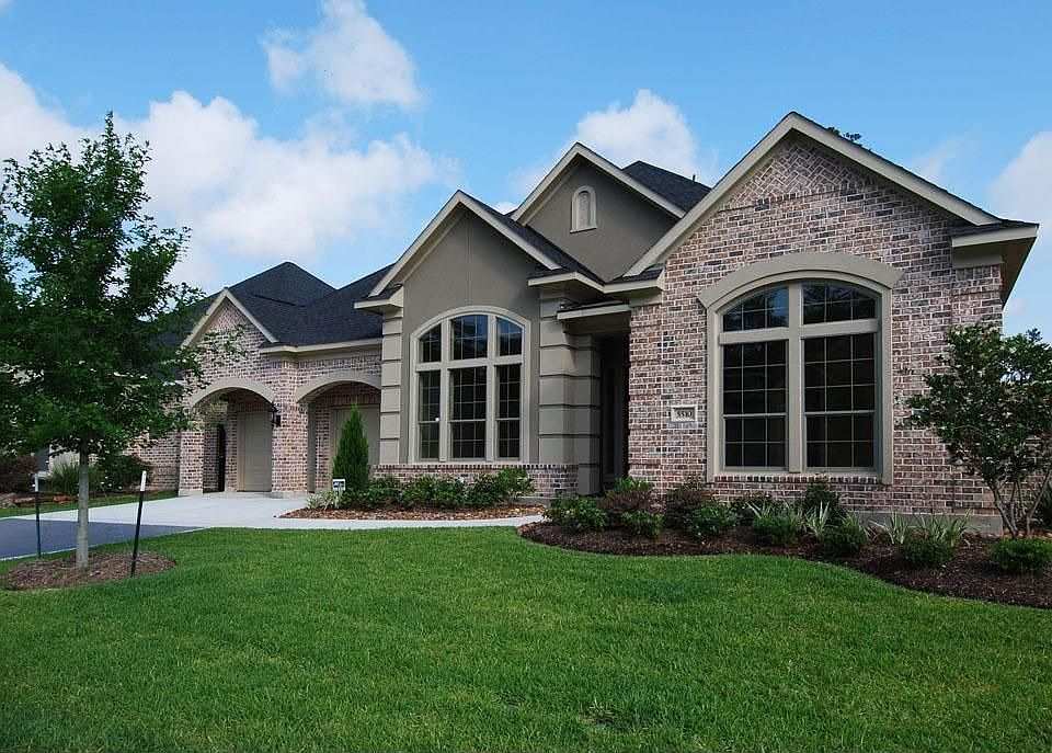 1st image of 5510 August Hill Dr