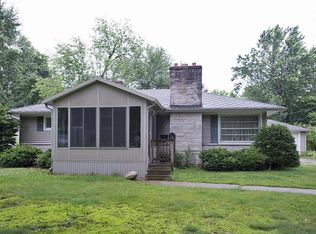 312 Country Club Ter, Battle Creek, MI 49015