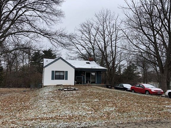 3rd image of 7321 Forest Ave
