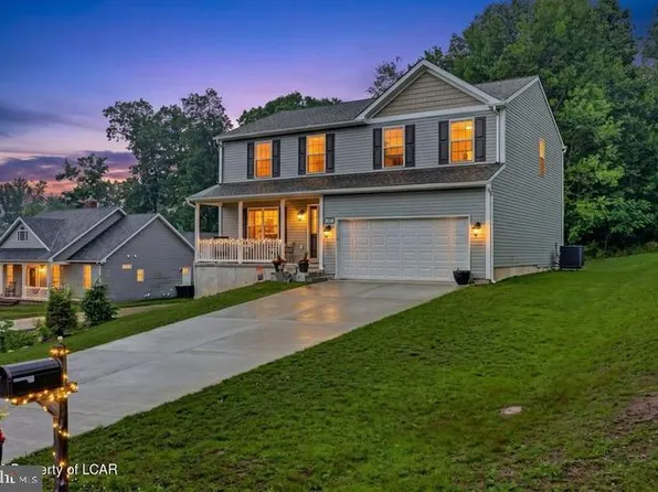 24 Cedar Creek Dr, Ashland, PA 17921