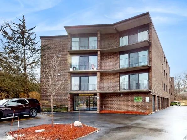 5146 Belden Ave APT E3, Downers Grove, IL 60515