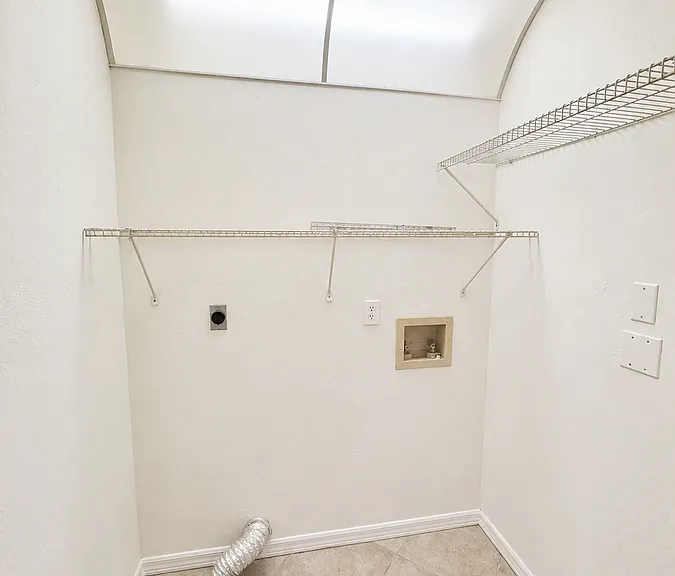 320 SW 3rd Pl #3 — Photo 23