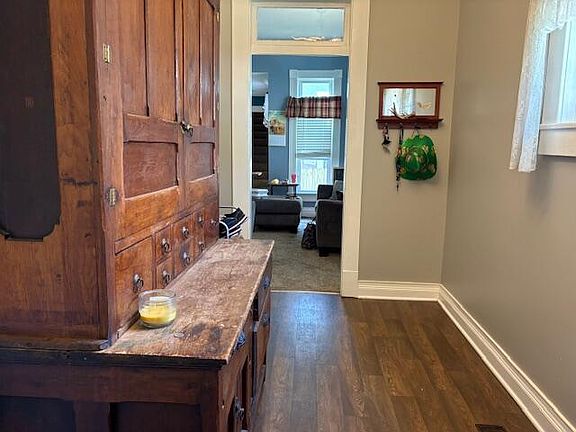 4th image of 1206 S Noyes Boulevard