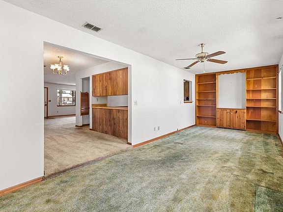 5th image of 407 Wyoming Ave