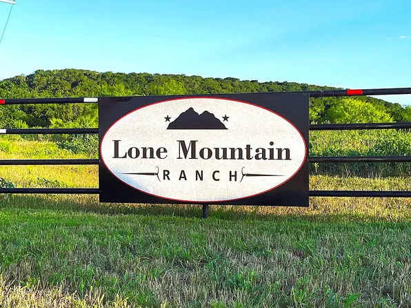 200 Private Road 16028, Hamilton, TX 76531