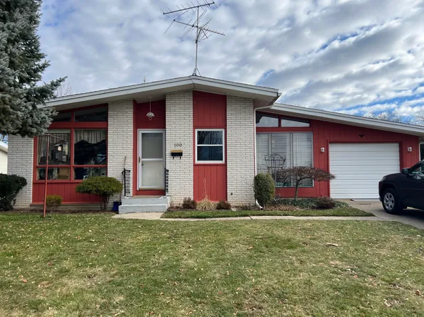 100 Westmont Dr NW, Grand Rapids, MI 49504