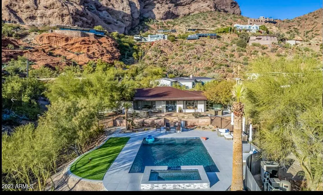 5 bed, 2853 sqft, $20,000 — Photo 2