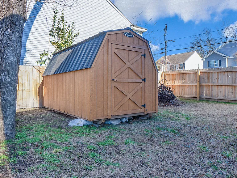3011 Bapaume Ave — Photo 20