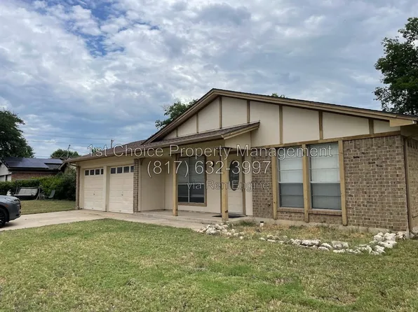 6620 Lyndale Dr, Watauga, TX 76148