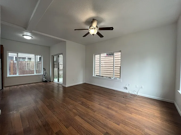 1517 SE 127th Ave #9 — Photo 13