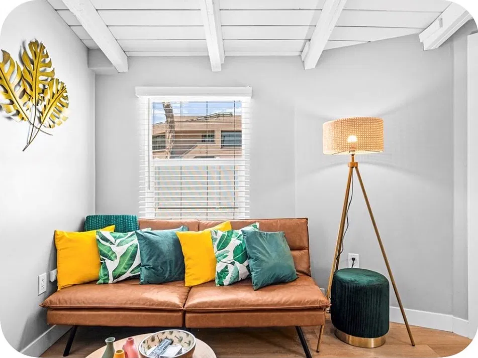 1 bed, 900 sqft, $2,150 — Photo 4