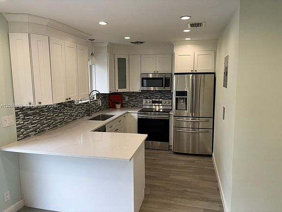 2nd image of 1426 Arthur St #1426