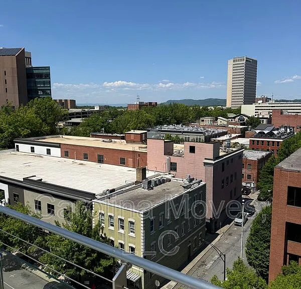 100 E Washington St #68 — Photo 1
