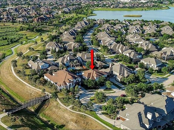 2nd image of 25710 Pipestone Glen Ln