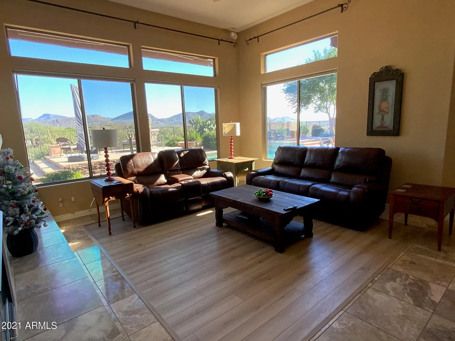 3 bed, 2.5 bath, 3144 sqft, $7,000 — Photo 3