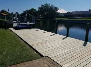 952 Aquamarine Dr, Gulf Breeze, FL 32563