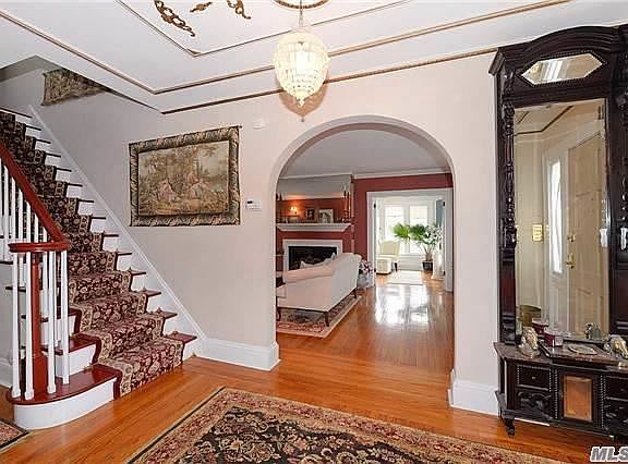 5th image of 116 Vernon Ave