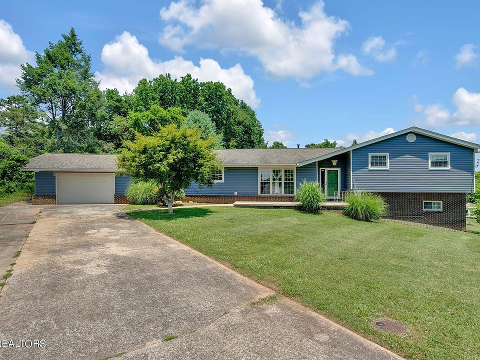 1st image of 3300 E Circle Dr