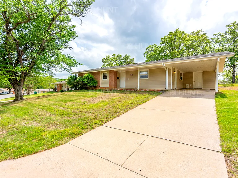 Little Rock Family Housing — Photo 1