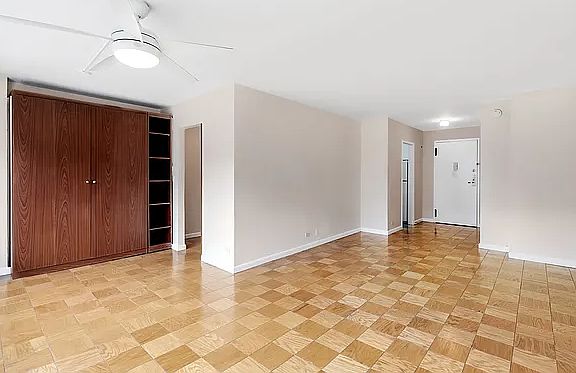 3rd image of 400 Central Park W APT 4E