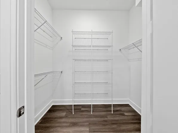 121 34th Street image 5 of 44