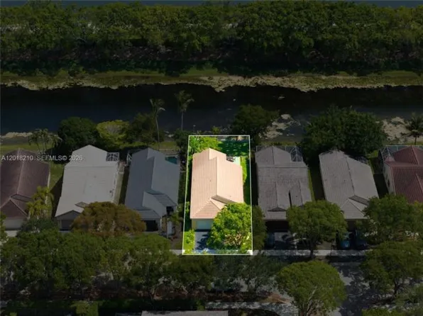 4334 Mahogany Ridge Dr, Weston, FL 33331