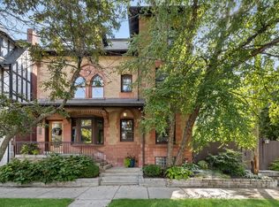 4925 S Blackstone Ave, Chicago, IL 60615