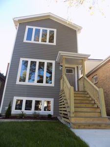 6329 W Patterson Ave, Chicago, IL, 60634