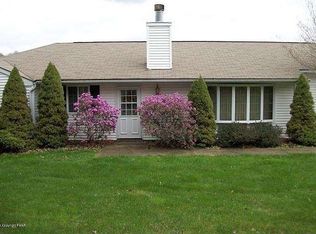 1505 Winter Ct, Effort, PA 18330