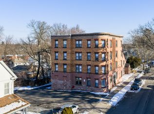 92 Woodside Ter #3R, Springfield, MA 01108