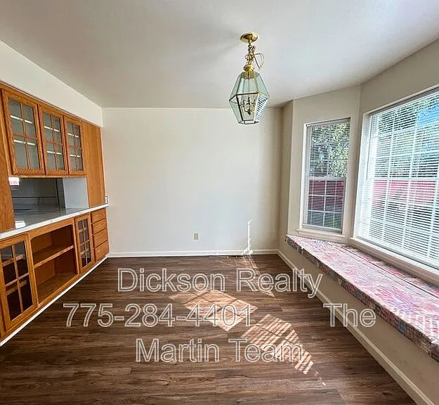 1227 Green Valley Dr — Photo 8