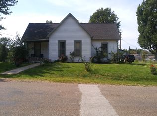 410 Greene St, Barry, IL 62312