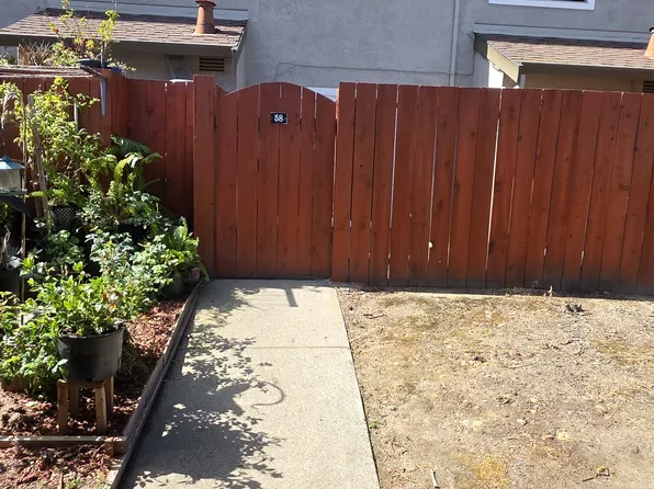 1940 Grande Cir APT 58, Fairfield, CA 94533