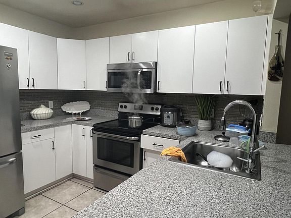 4th image of 4151 Palm Bay Cir APT C