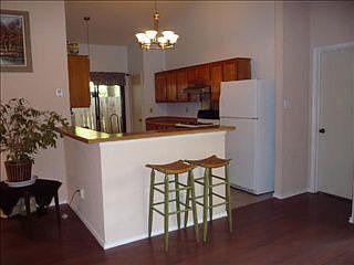 5th image of 503 Edwards Dr