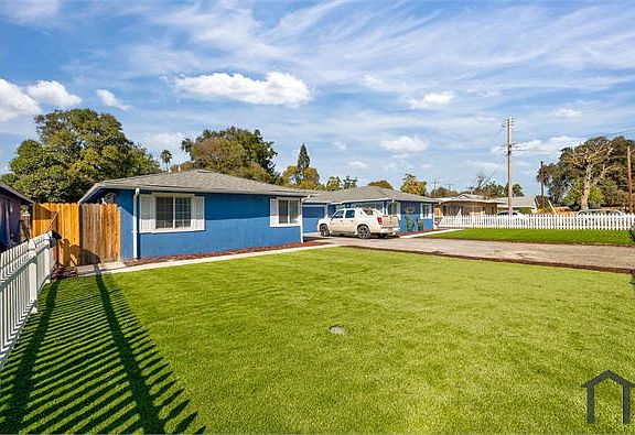 3rd image of 2055 Hudson Way