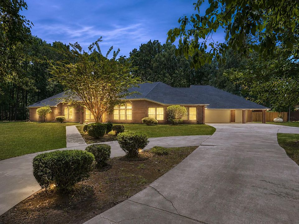 1st image of 910 Commons Way Ct