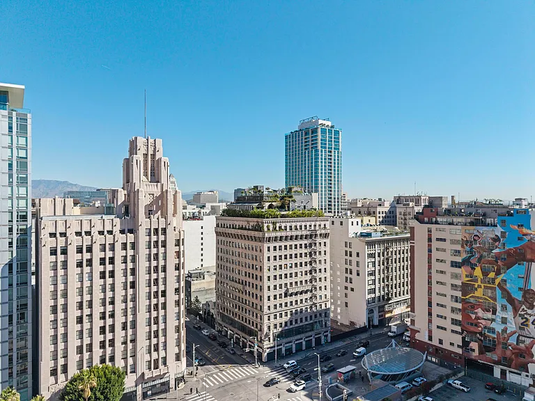 Title Guarantee Building Lofts — Photo 3