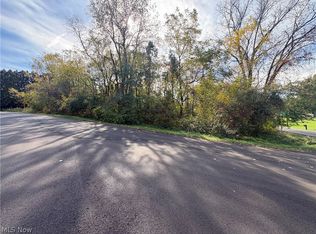 Sherylton Hills Dr, Uniontown, OH 44685