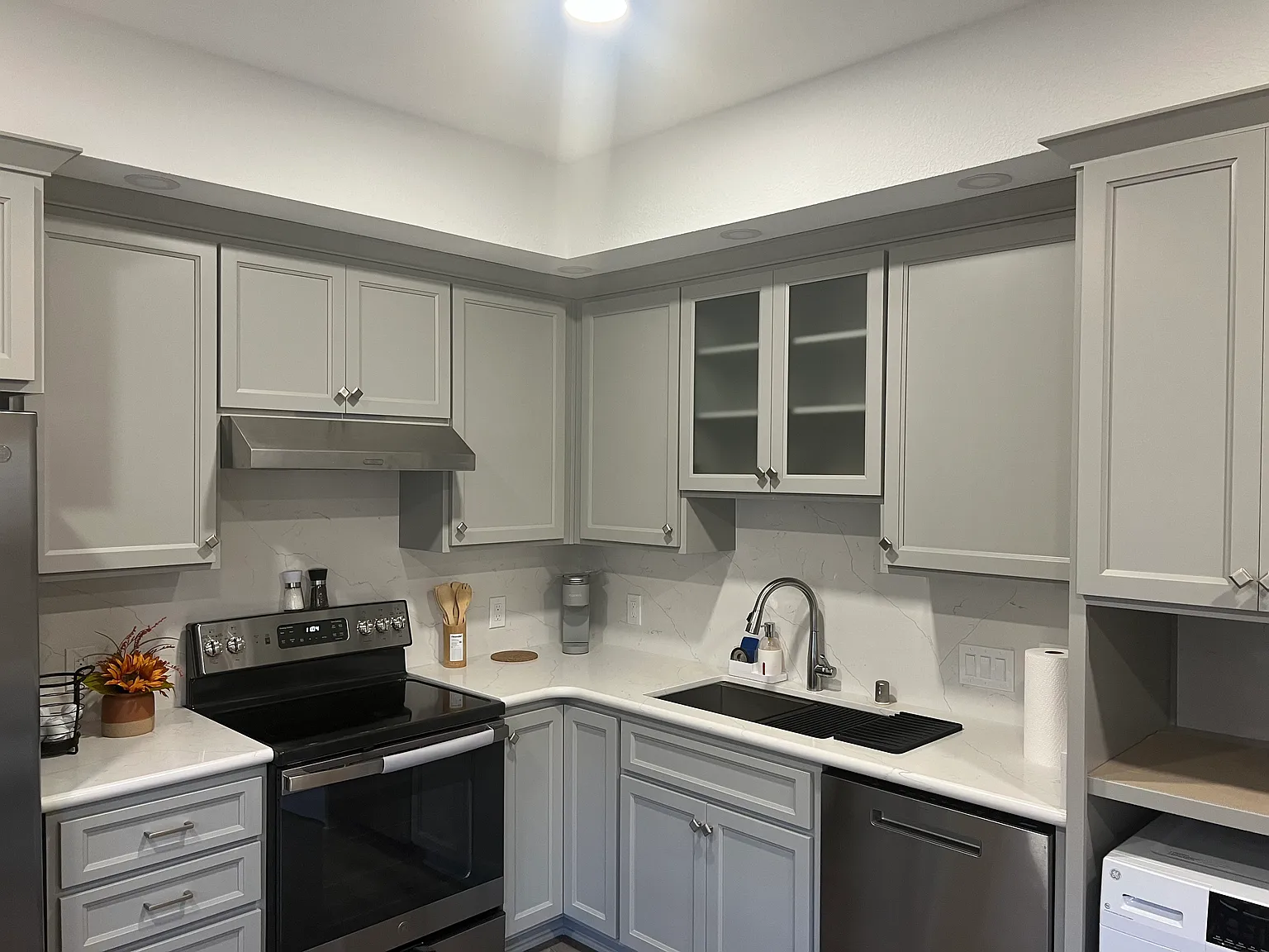 1 bed, 400 sqft, $1,800 — Photo 4