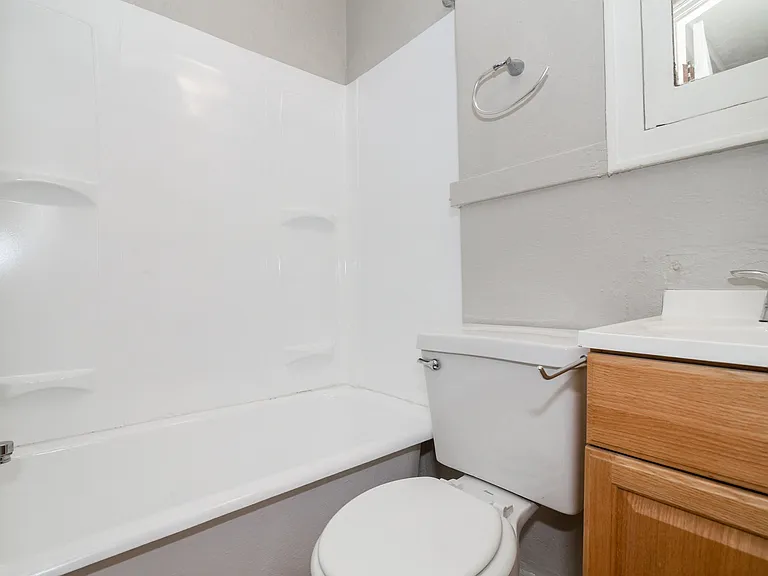 Palisade Apartments — Photo 36