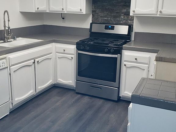 5th image of 1844 E Avenue J2 APT 2