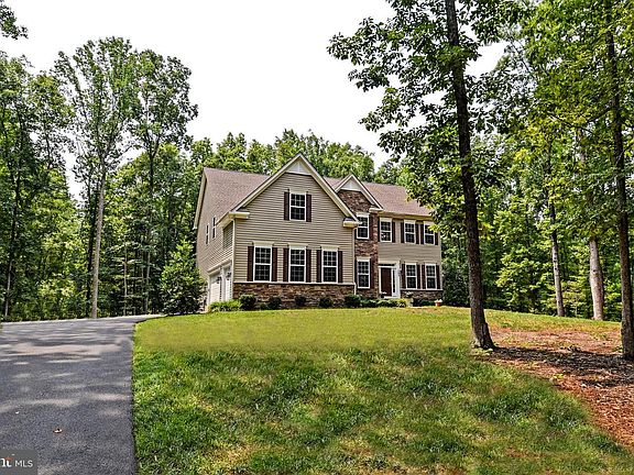 2nd image of 283 McPherson Dr