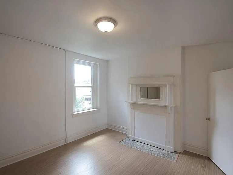 7720 Waverly St #5 — Photo 8